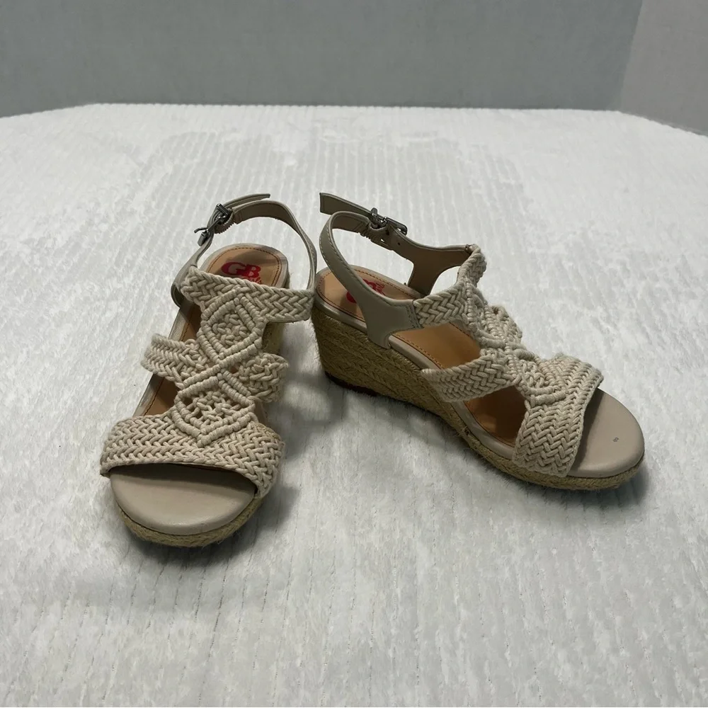 GB Girls Cream Woven Sandals